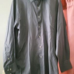Van Heusen Men's Charcoal Button Down Shirt